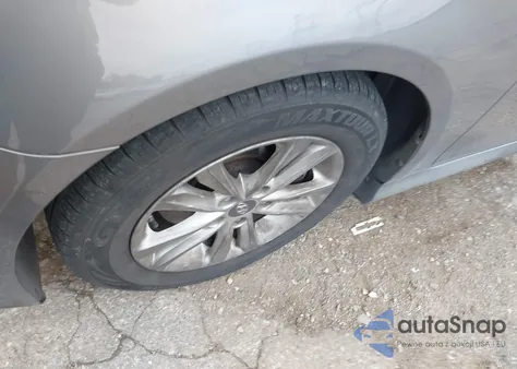 2014 Hyundai Sonata Gls z USA, uszkodzony, nr VIN 5NPEB4AC8EH916550